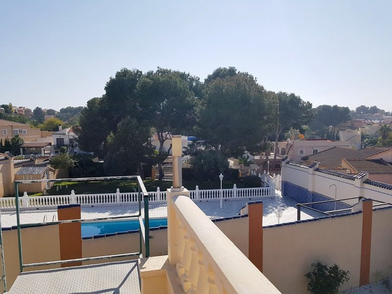 Se vende Villa - Chalet de 5 dormitorios en Costa Blanca, Alicante, España