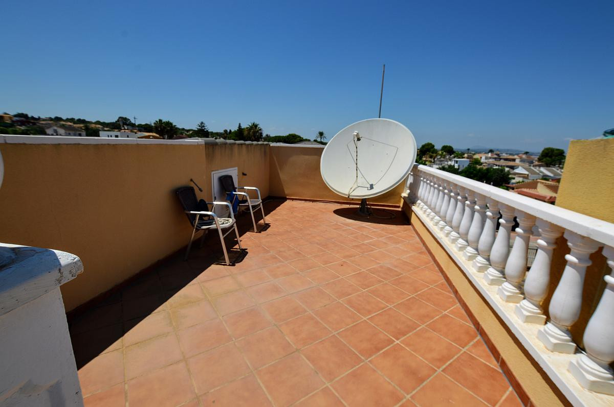 6 Bed Townhouse for sale in Los Balcones Costa Blanca, Alicante, Spain