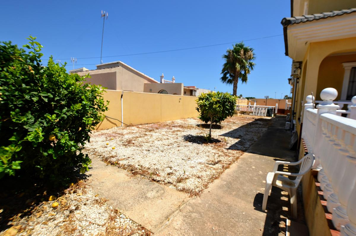 6 Bed Townhouse for sale in Los Balcones Costa Blanca, Alicante, Spain