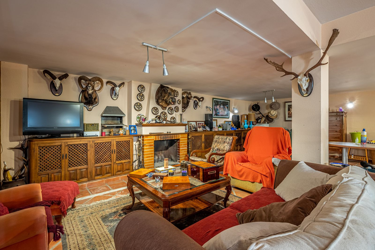 Se vende Villa - Chalet de 4 dormitorios en Costa Del Sol, Málaga, España