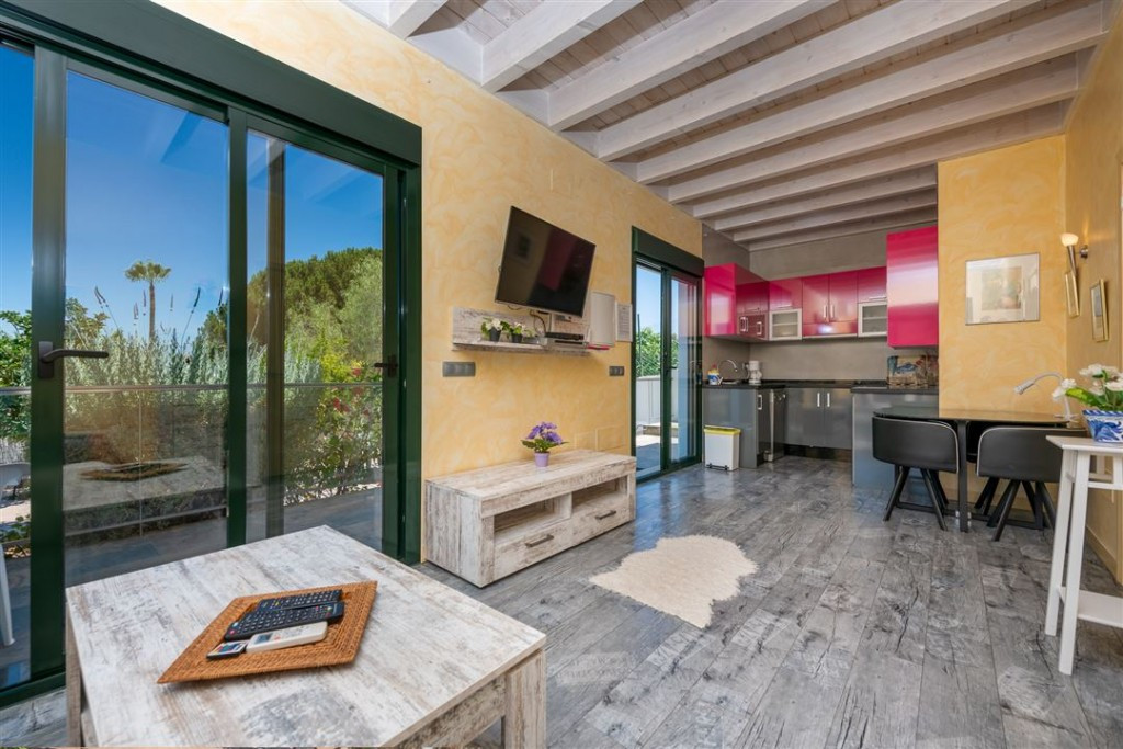 9 Bed Townhouse for sale in Alhaurín De La Torre Costa Del Sol, Málaga, Spain