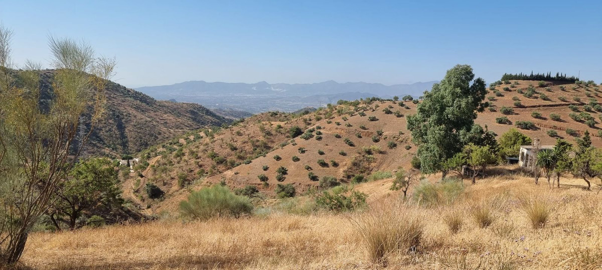 Plots for sale in Estacion De Cartama Costa Del Sol, Málaga, Spain