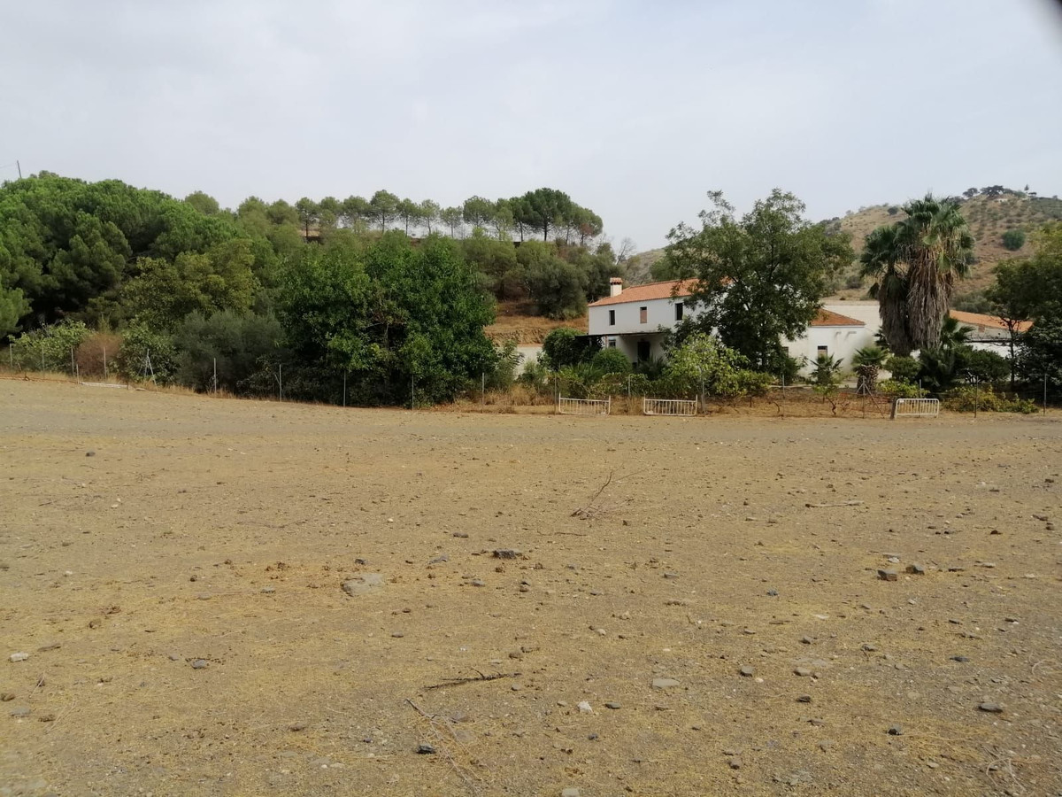 Plots for sale in Cártama Costa Del Sol, Málaga, Spain