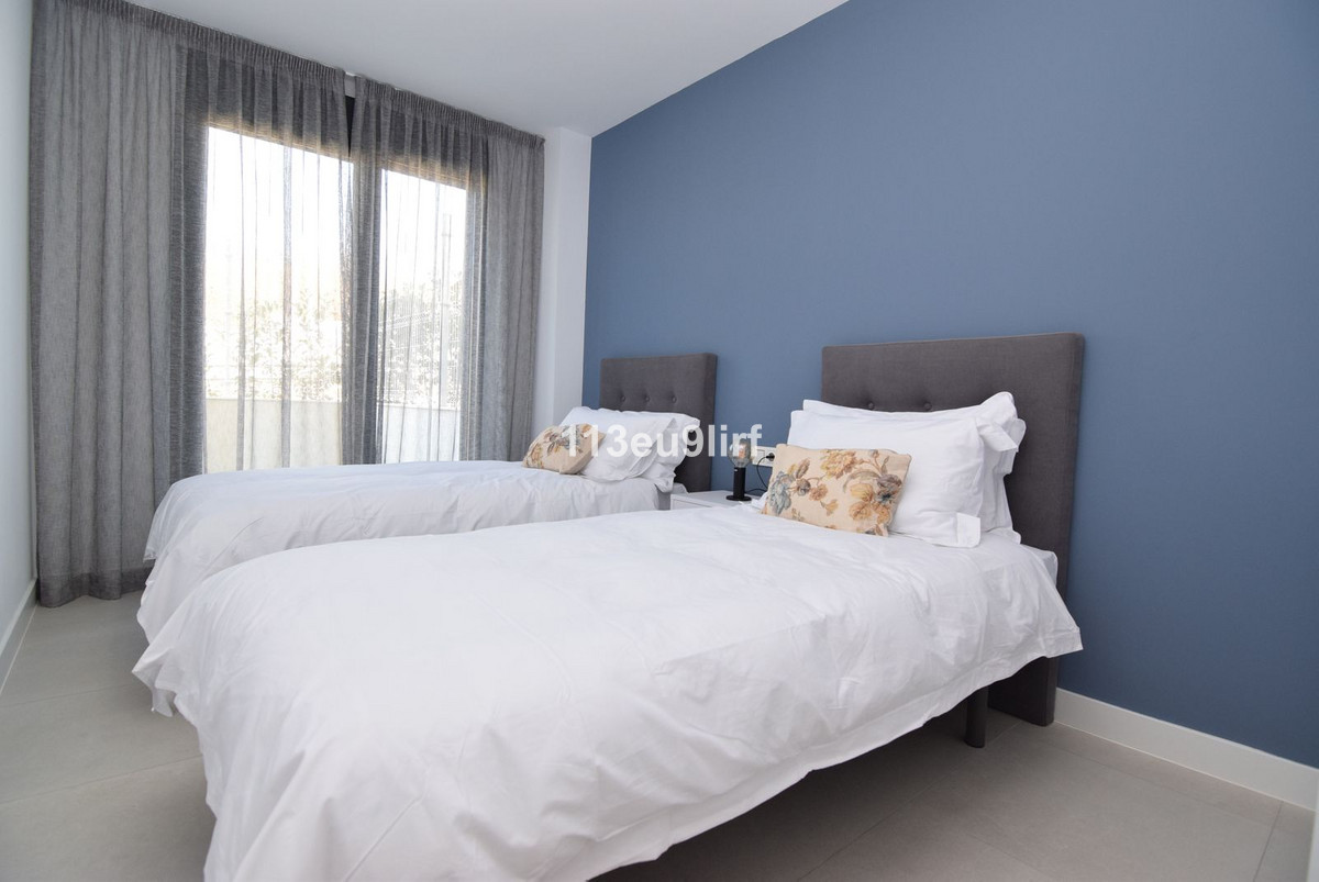 3 Bed Apartment for sale in Estepona Costa Del Sol, Málaga, Spain