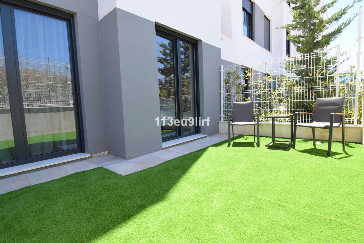 3 Bed Apartment for sale in Estepona Costa Del Sol, Málaga, Spain