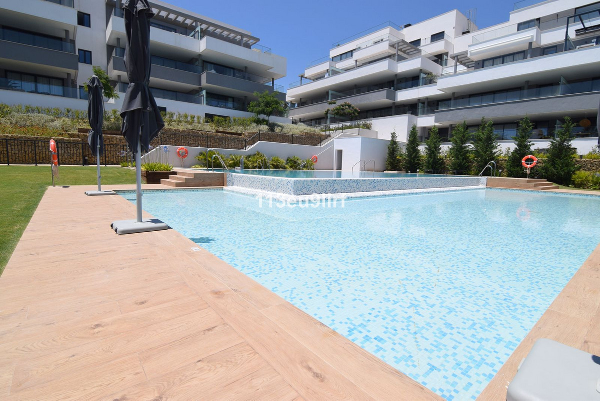 3 Bed Apartment for sale in Estepona Costa Del Sol, Málaga, Spain