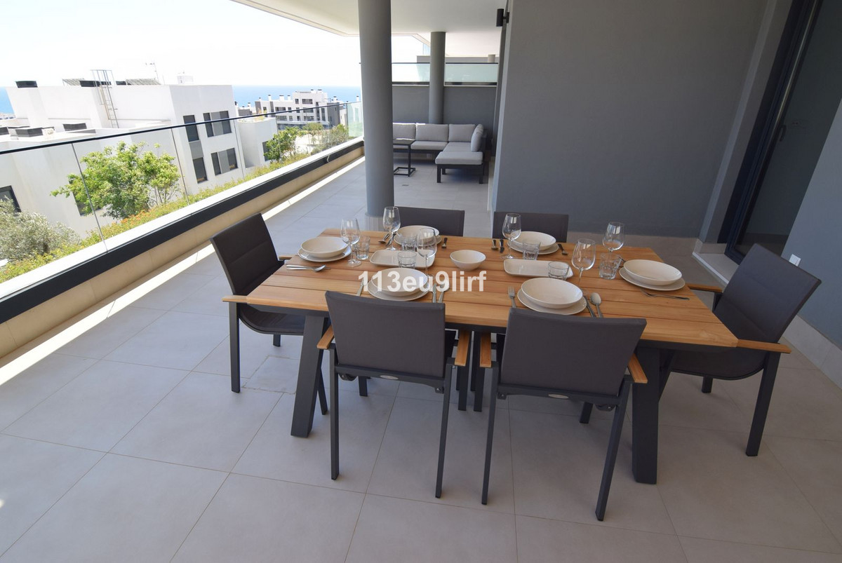 3 Bed Apartment for sale in Estepona Costa Del Sol, Málaga, Spain