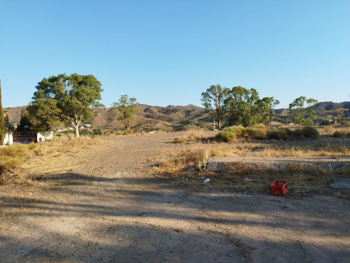 1 Bed Plots for sale in Benajarafe Costa Del Sol East, Málaga, Spain