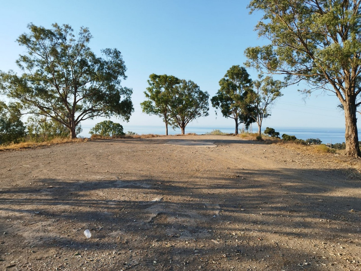 1 Bed Plots for sale in Benajarafe Costa Del Sol East, Málaga, Spain