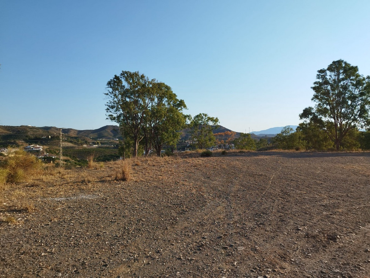 1 Bed Plots for sale in Benajarafe Costa Del Sol East, Málaga, Spain