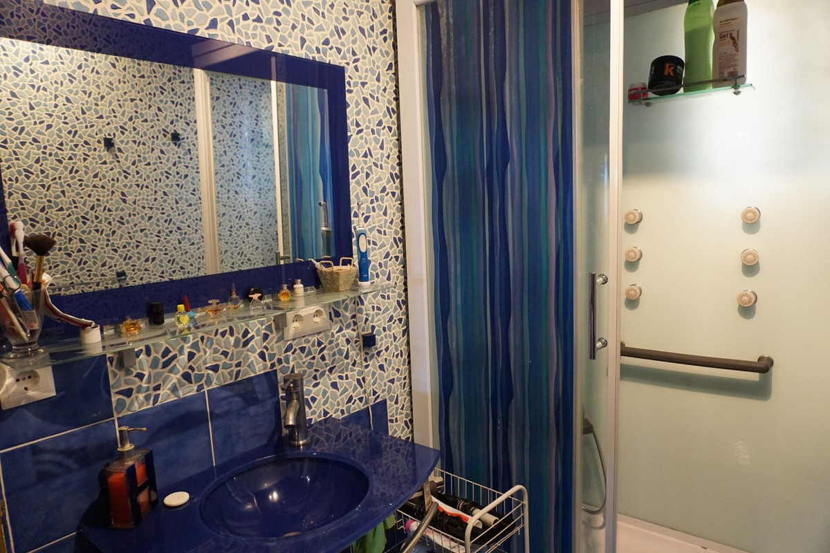6 Bed Townhouse for sale in Estepona Costa Del Sol, Málaga, Spain