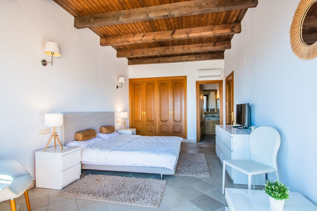 2 Bed Apartment for sale in Cancelada Costa Del Sol, Málaga, Spain