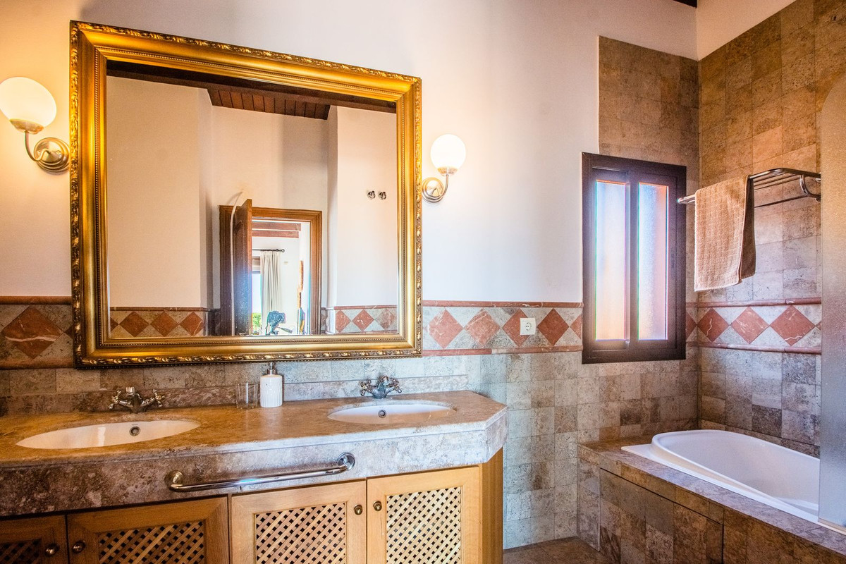 2 Bed Apartment for sale in Cancelada Costa Del Sol, Málaga, Spain