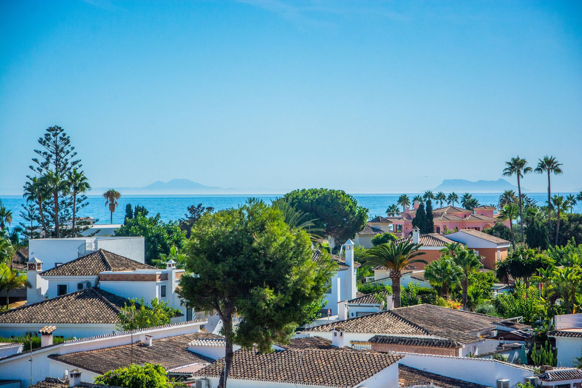 2 Bed Apartment for sale in Cancelada Costa Del Sol, Málaga, Spain