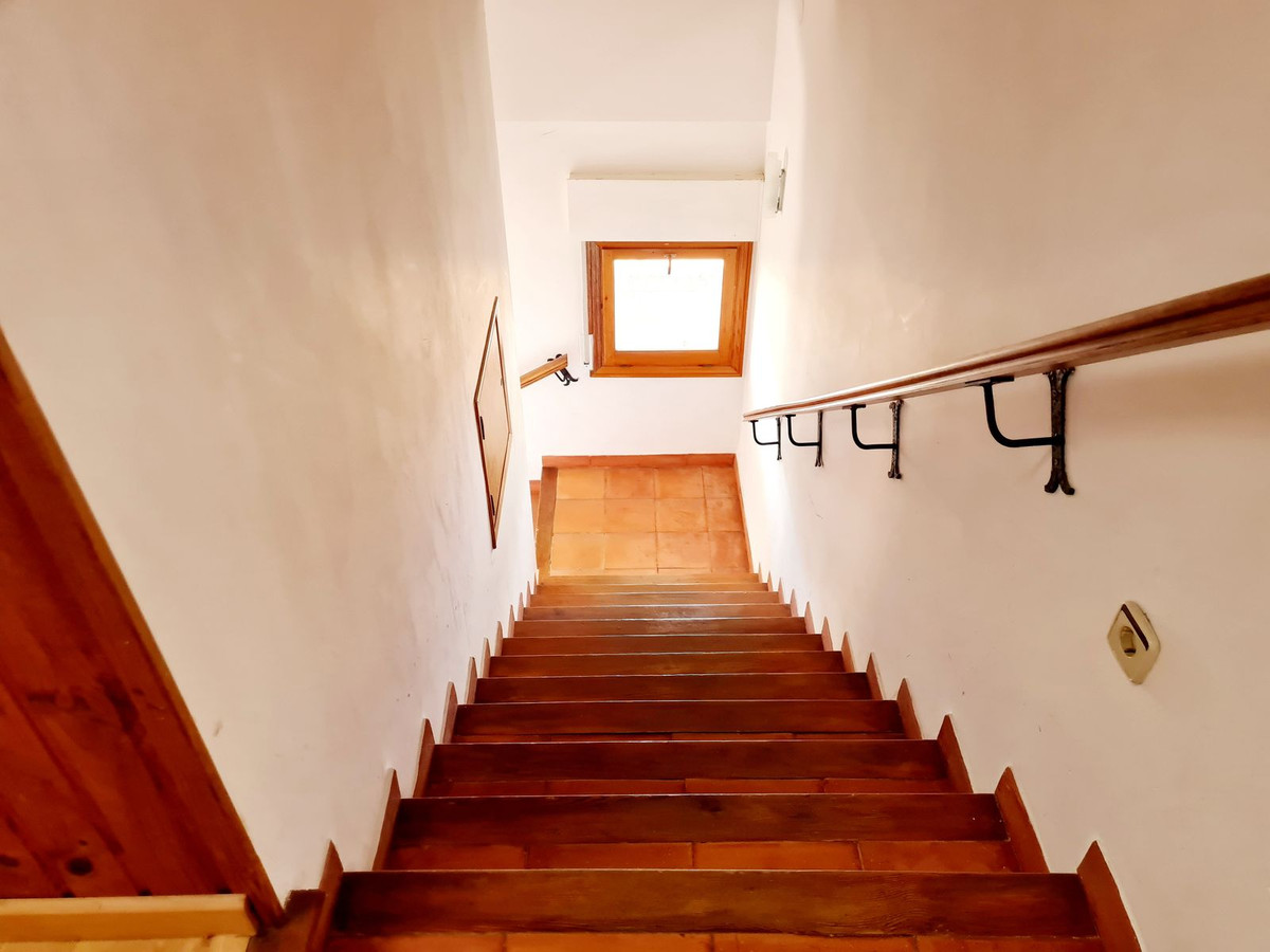 5 Bed Townhouse for sale in Las Chapas Costa Del Sol, Málaga, Spain