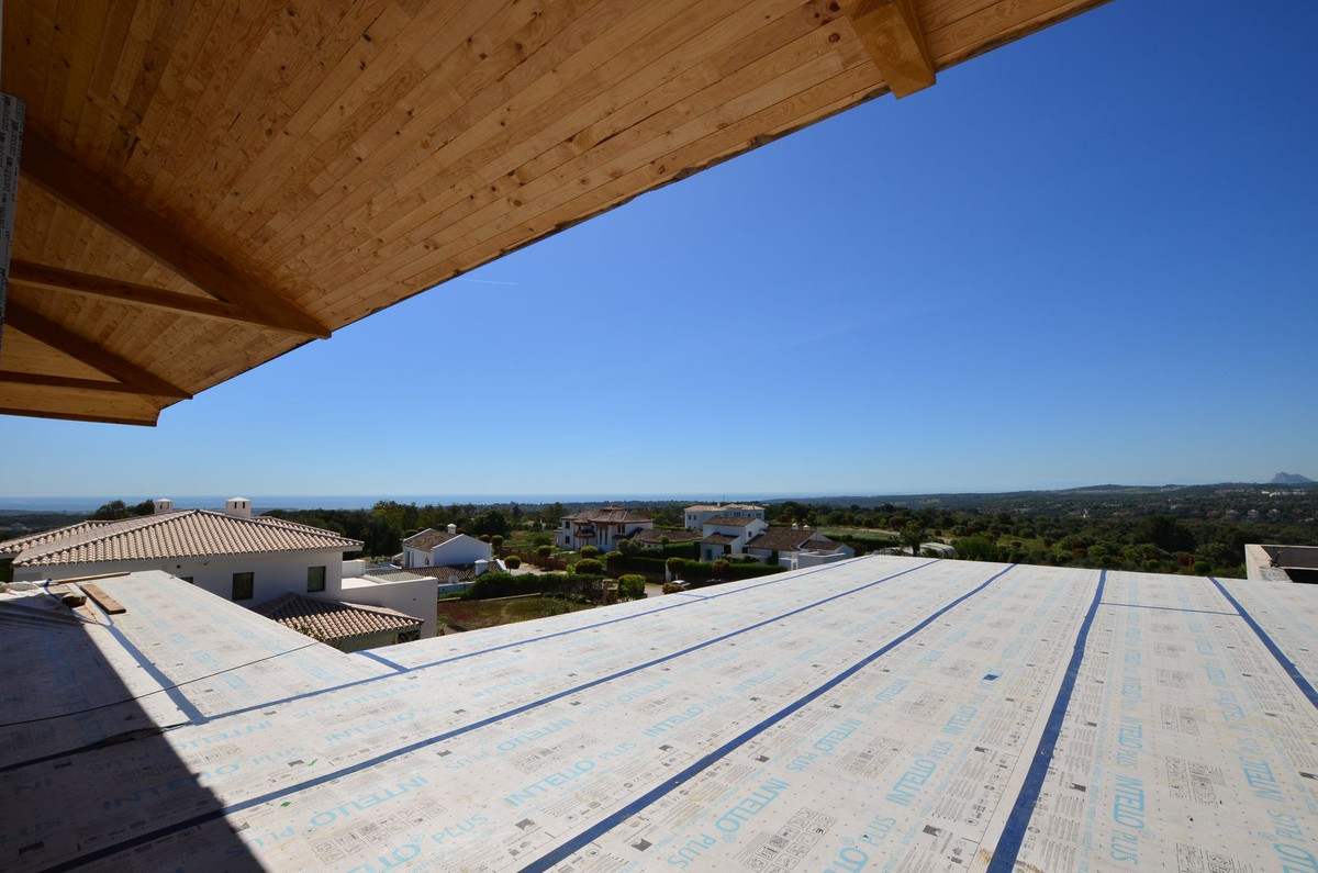 Se vende Villa - Chalet de 4 dormitorios en Costa Del Sol, Cadiz, España