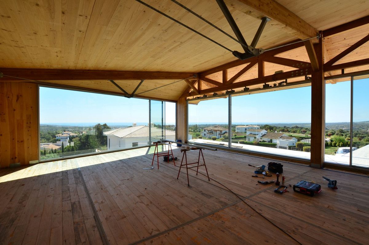 Se vende Villa - Chalet de 4 dormitorios en Costa Del Sol, Cadiz, España