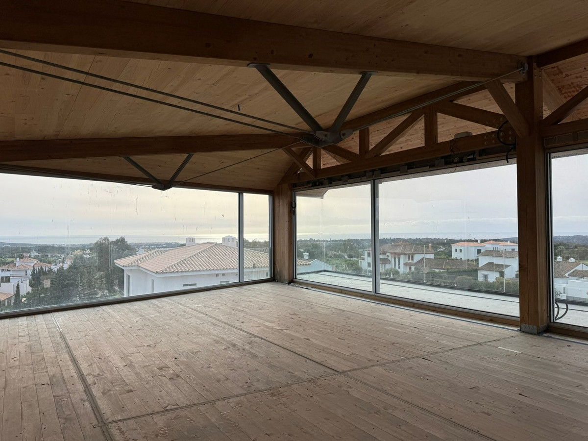 Se vende Villa - Chalet de 4 dormitorios en Costa Del Sol, Cadiz, España