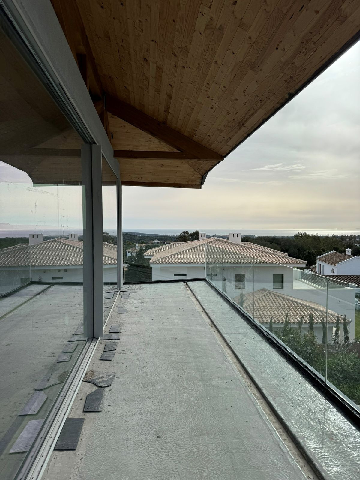 Se vende Villa - Chalet de 4 dormitorios en Costa Del Sol, Cadiz, España
