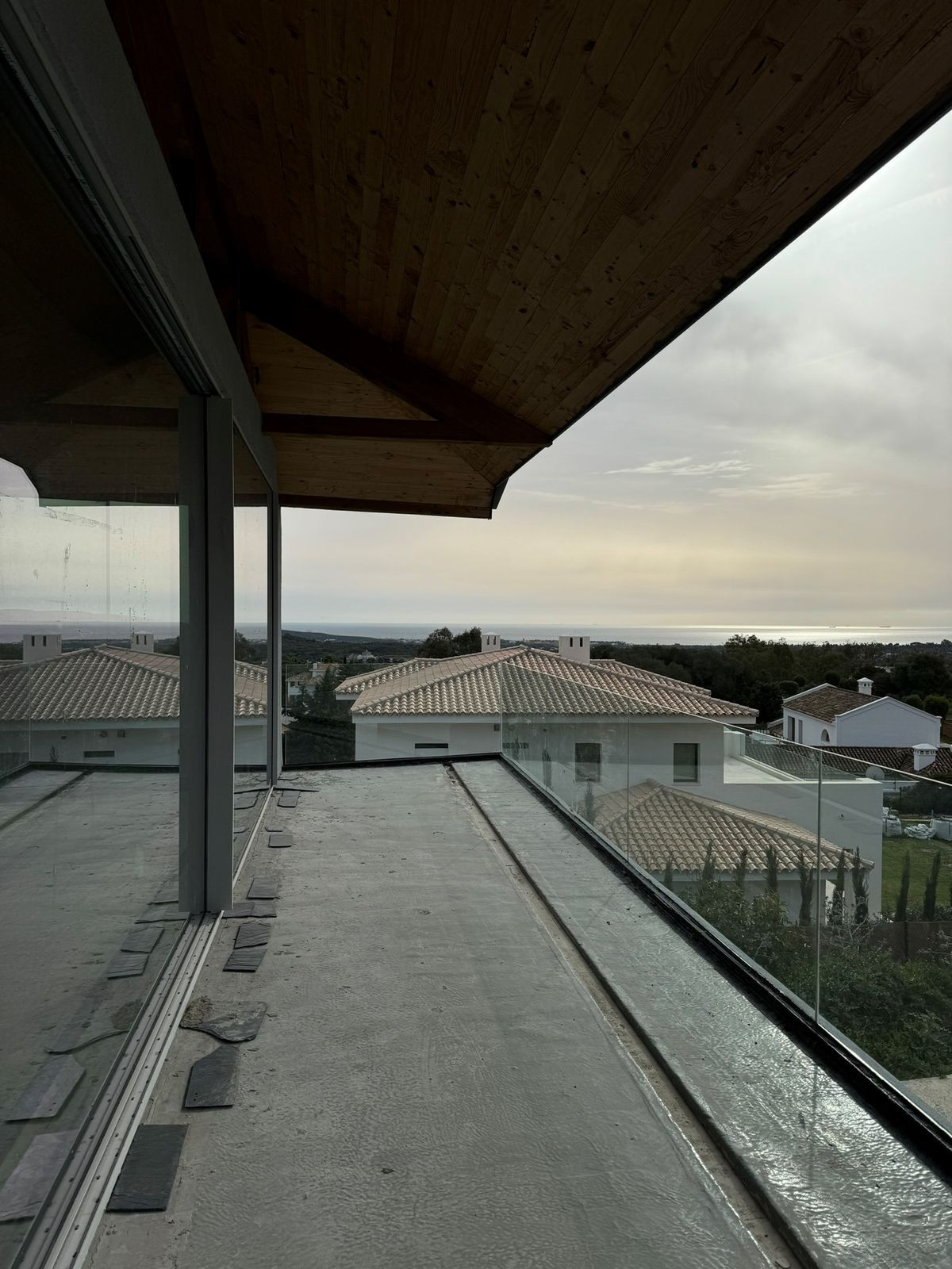 Se vende Villa - Chalet de 4 dormitorios en Costa Del Sol, Cadiz, España