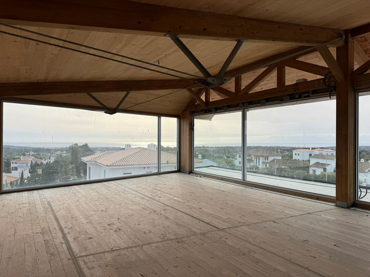 Se vende Villa - Chalet de 4 dormitorios en Costa Del Sol, Cadiz, España