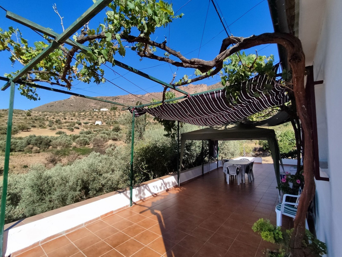 Se vende Villa - Chalet de 4 dormitorios en Costa Del Sol East, Málaga, España