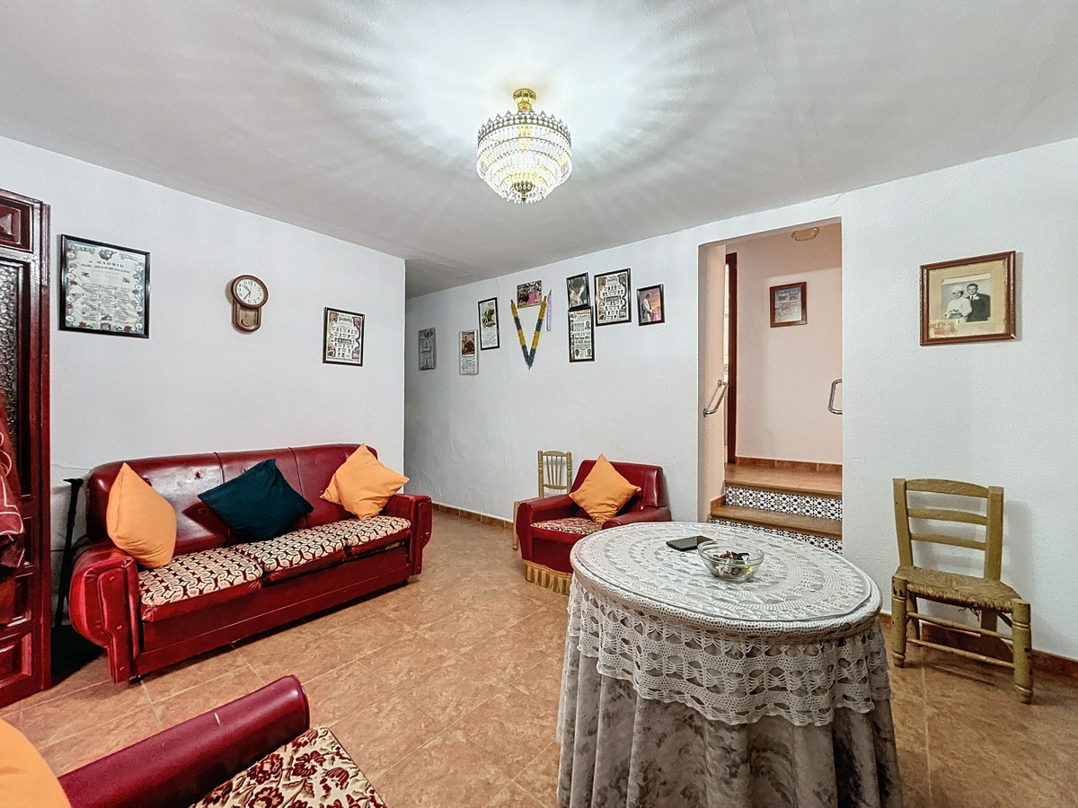 Se vende Villa - Chalet de 4 dormitorios en Costa Del Sol East, Málaga, España