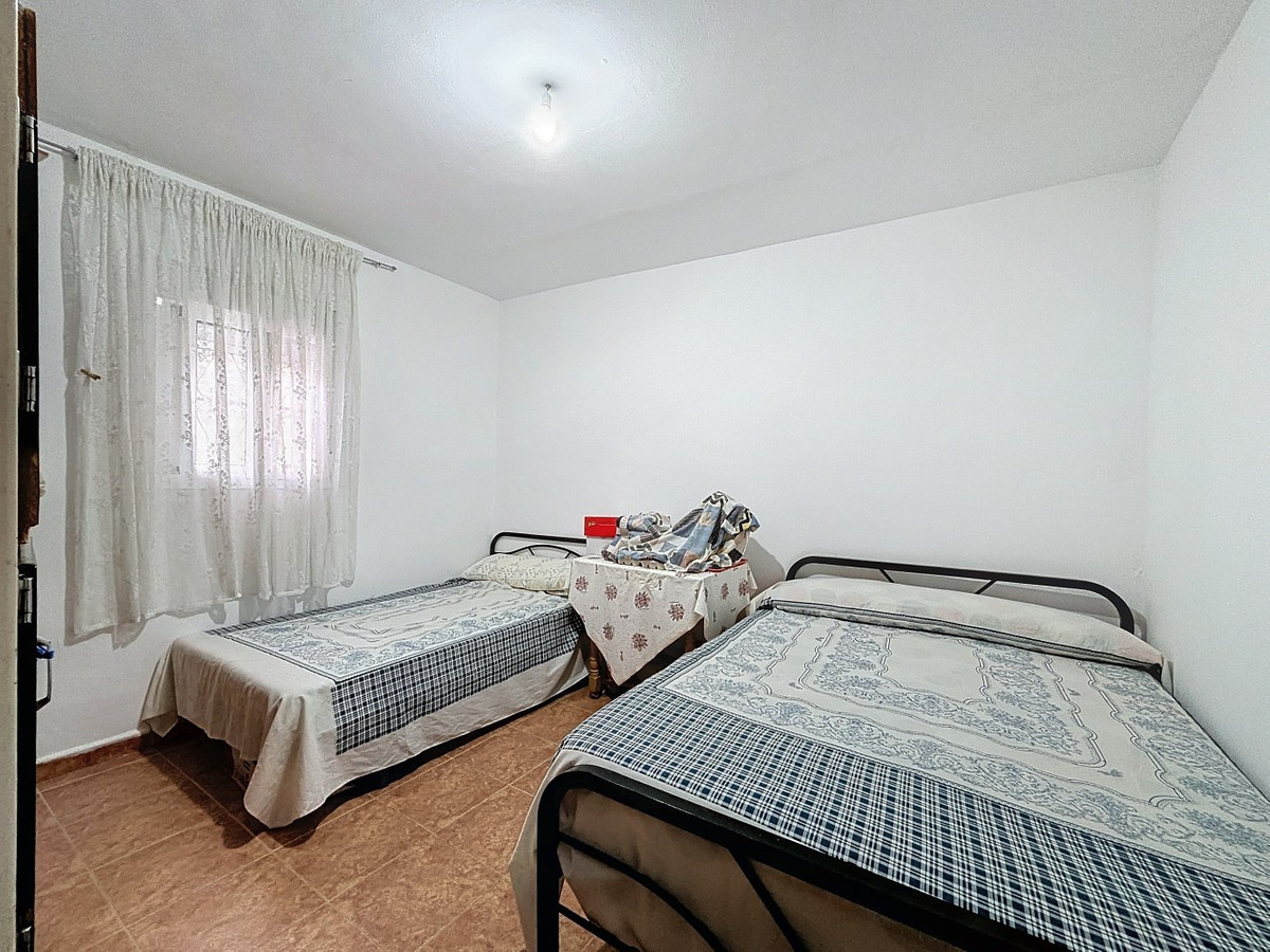 Se vende Villa - Chalet de 4 dormitorios en Costa Del Sol East, Málaga, España
