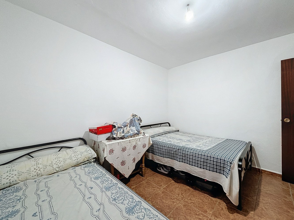 Se vende Villa - Chalet de 4 dormitorios en Costa Del Sol East, Málaga, España