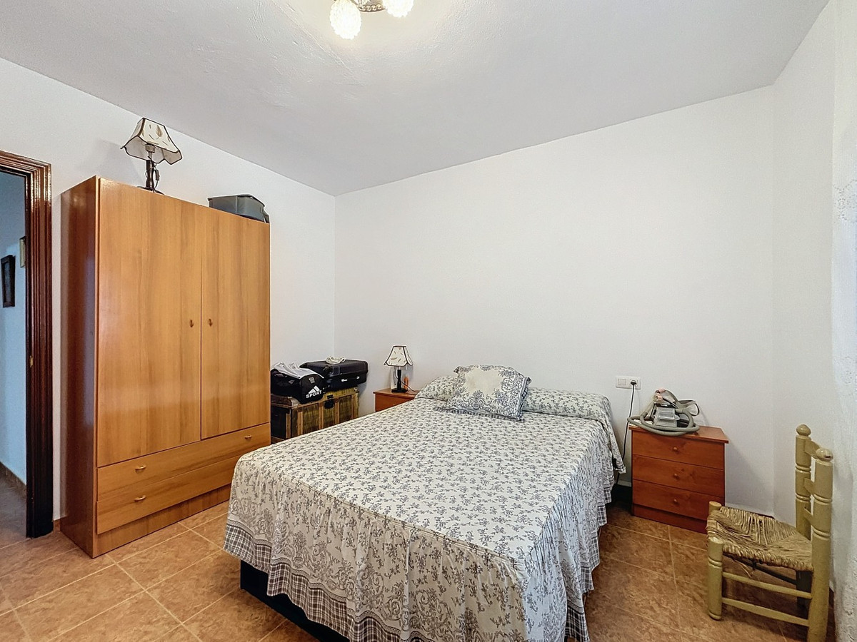Se vende Villa - Chalet de 4 dormitorios en Costa Del Sol East, Málaga, España
