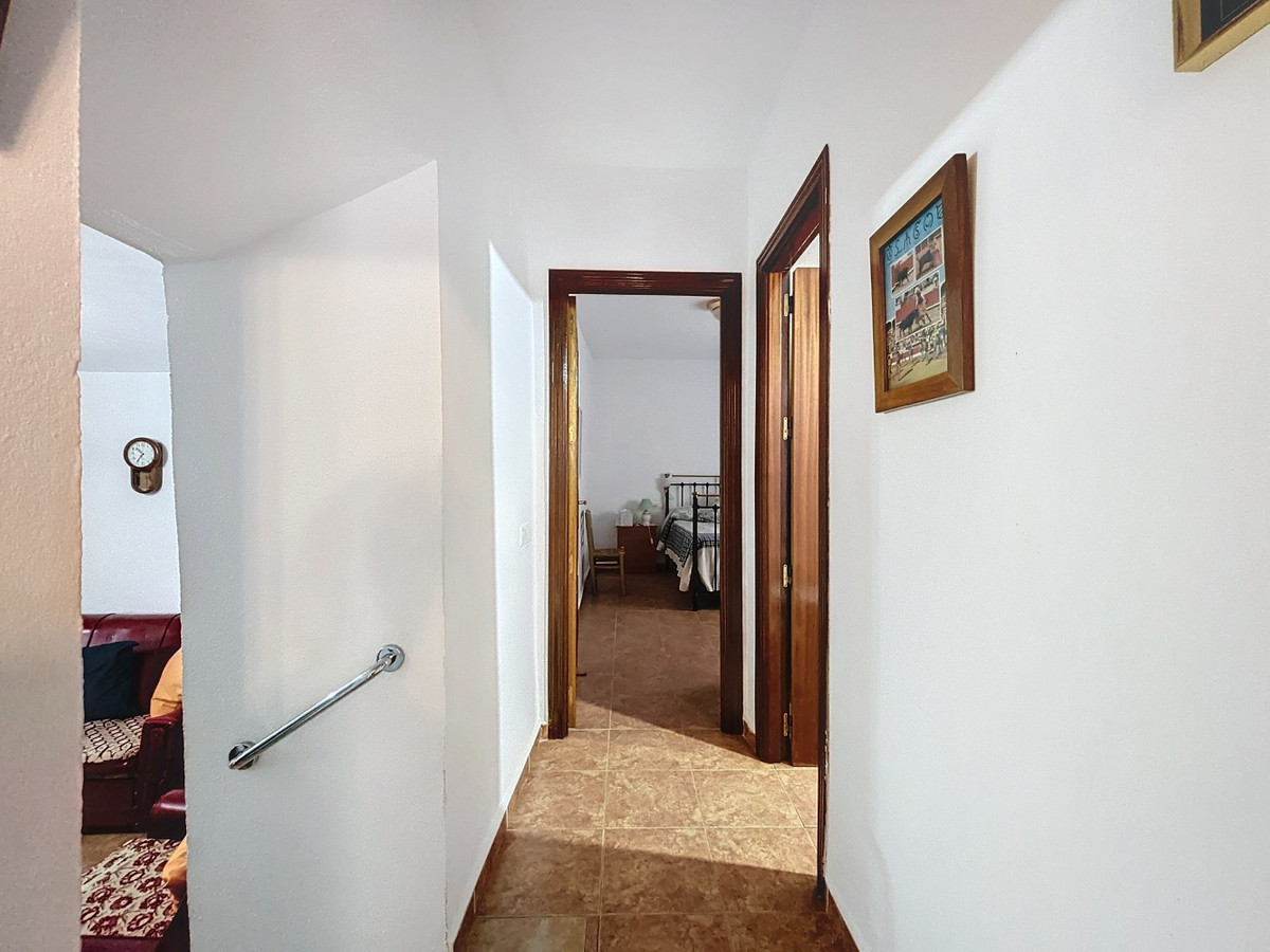 Se vende Villa - Chalet de 4 dormitorios en Costa Del Sol East, Málaga, España