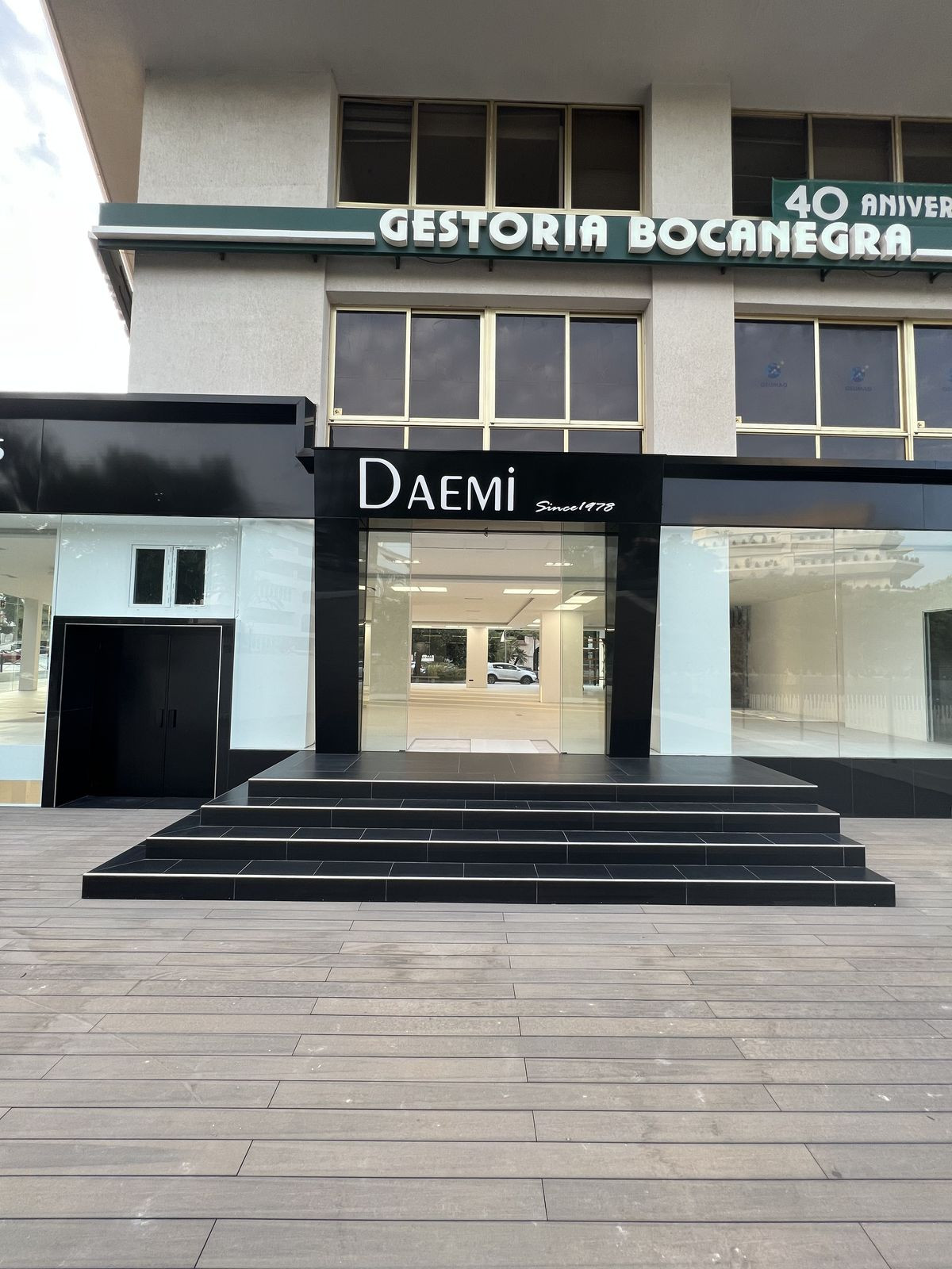 Se vende Tienda  en Costa Del Sol, Málaga, España