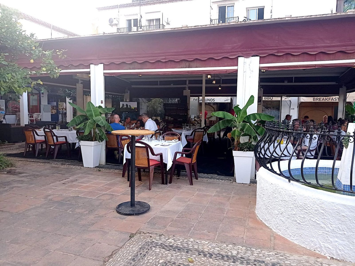5 Bed Commercial unit for sale in Cabopino Costa Del Sol, Málaga, Spain