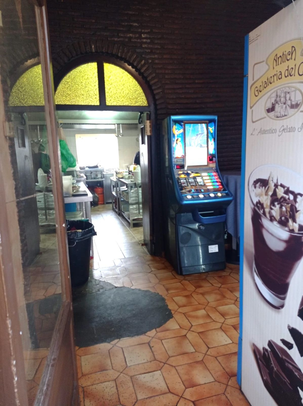 5 Bed Commercial unit for sale in Cabopino Costa Del Sol, Málaga, Spain