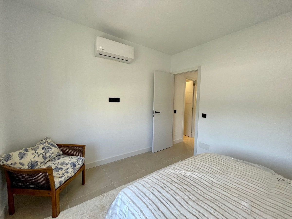 3 Bed Townhouse for sale in Nueva Andalucía Costa Del Sol, Málaga, Spain