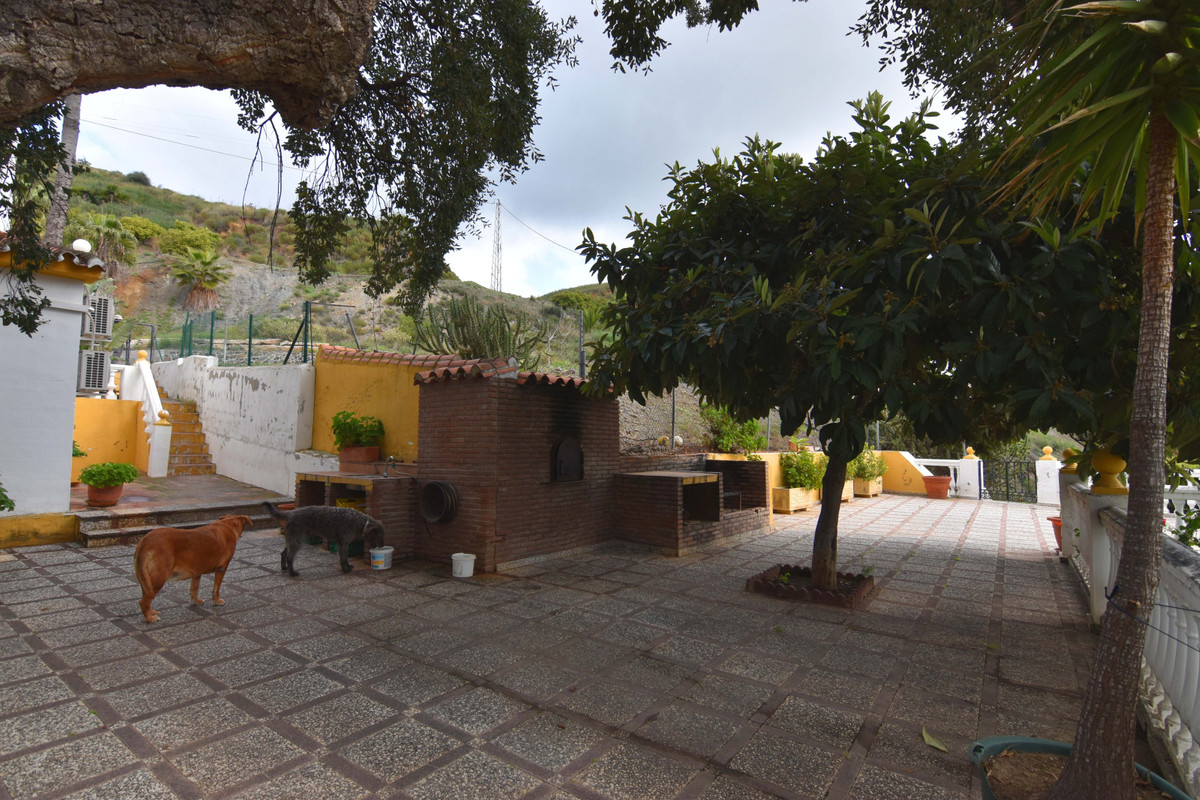Se vende Finca - Cortijo de 8 dormitorios en Costa Del Sol, Málaga, España