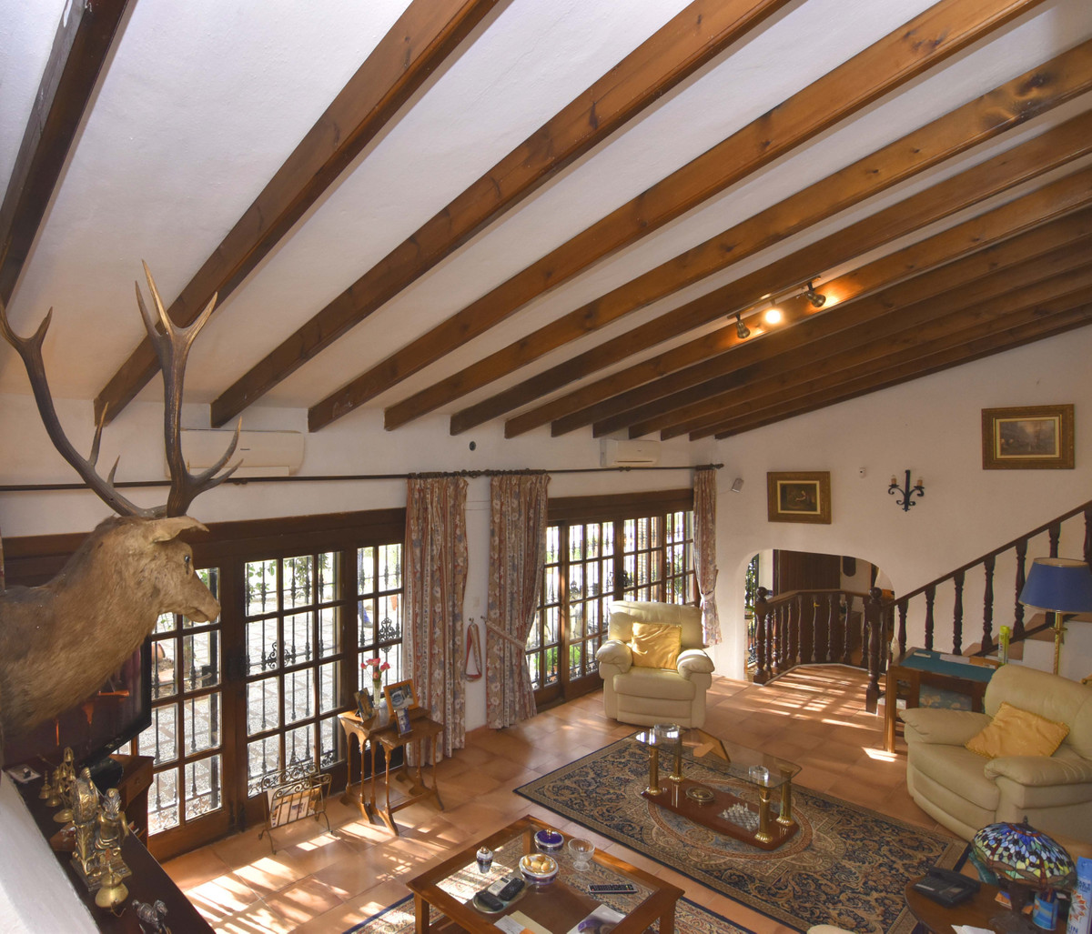 Se vende Finca - Cortijo de 8 dormitorios en Costa Del Sol, Málaga, España