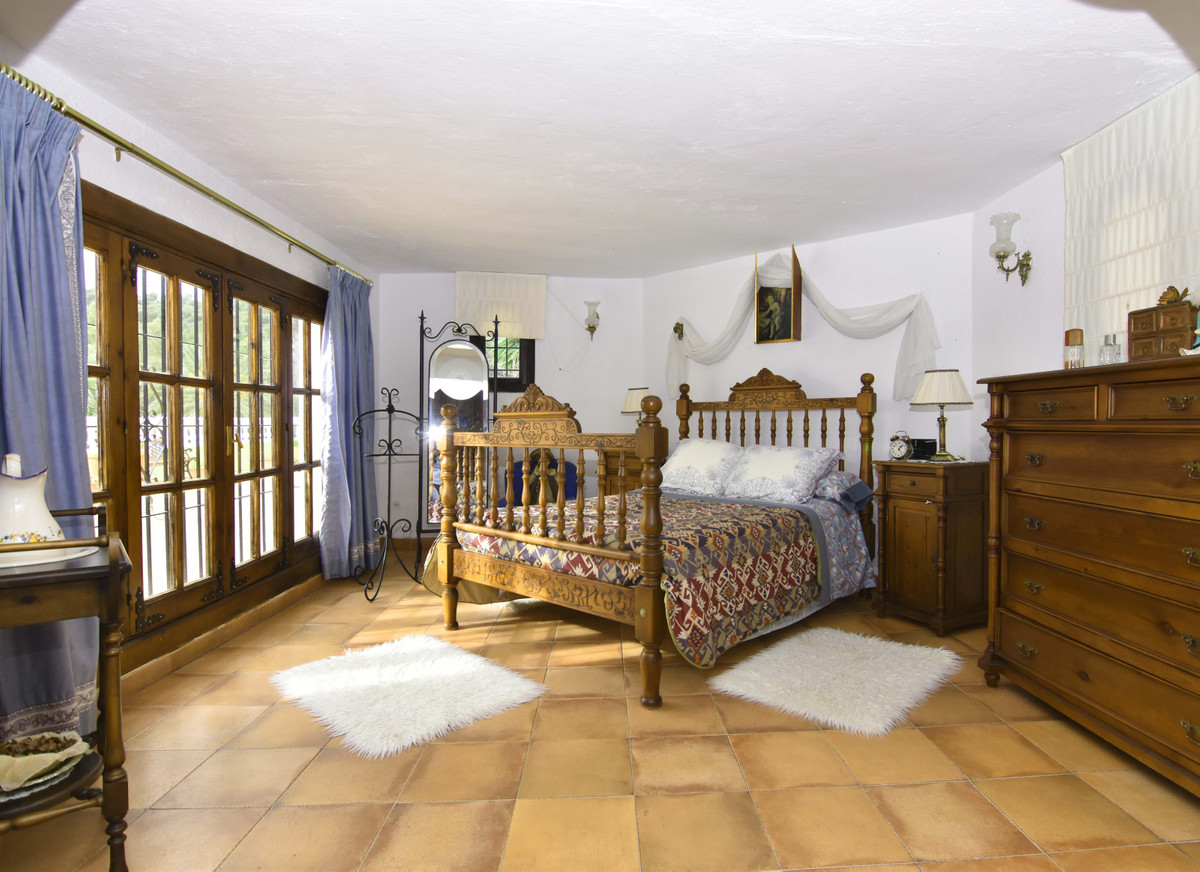 Se vende Finca - Cortijo de 8 dormitorios en Costa Del Sol, Málaga, España