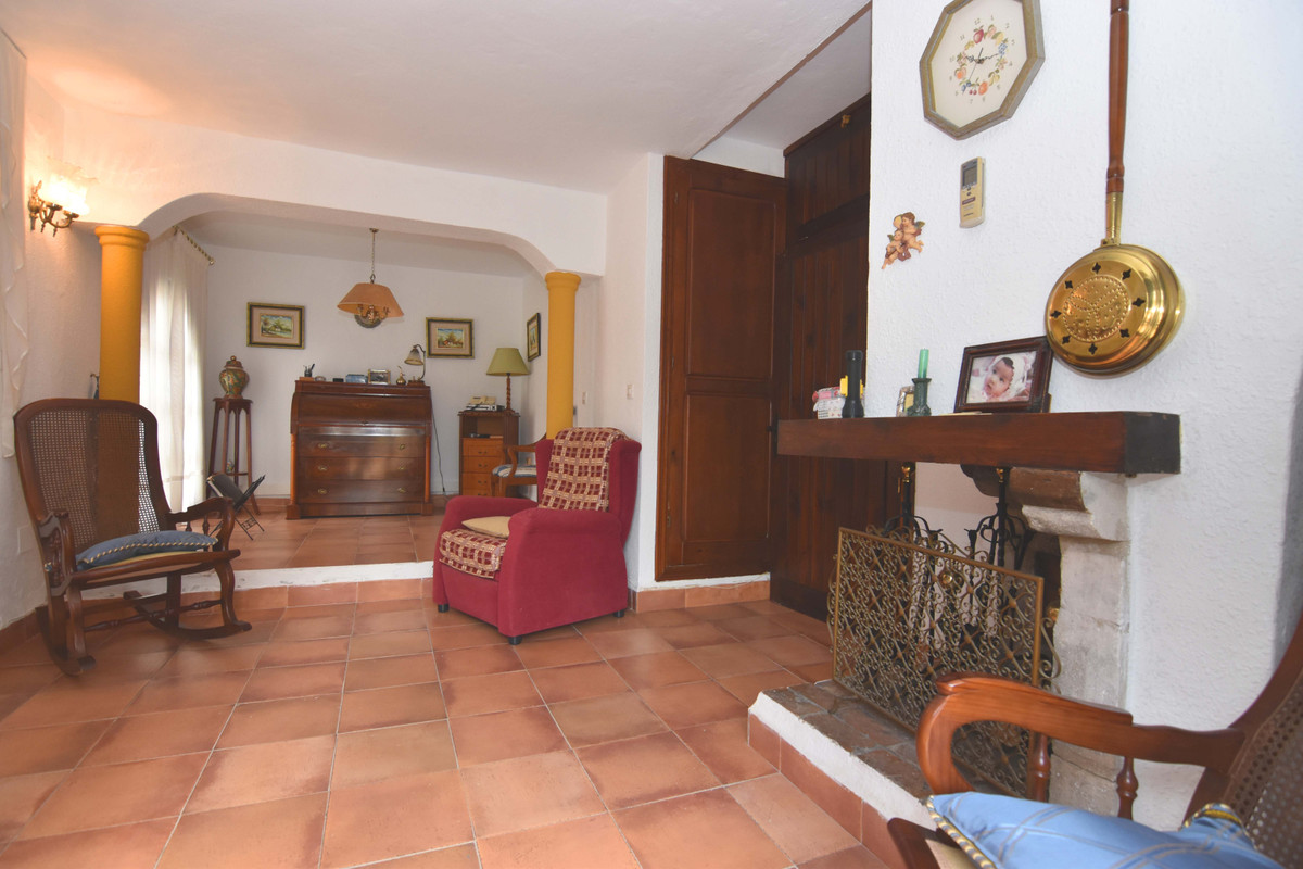 Se vende Finca - Cortijo de 8 dormitorios en Costa Del Sol, Málaga, España