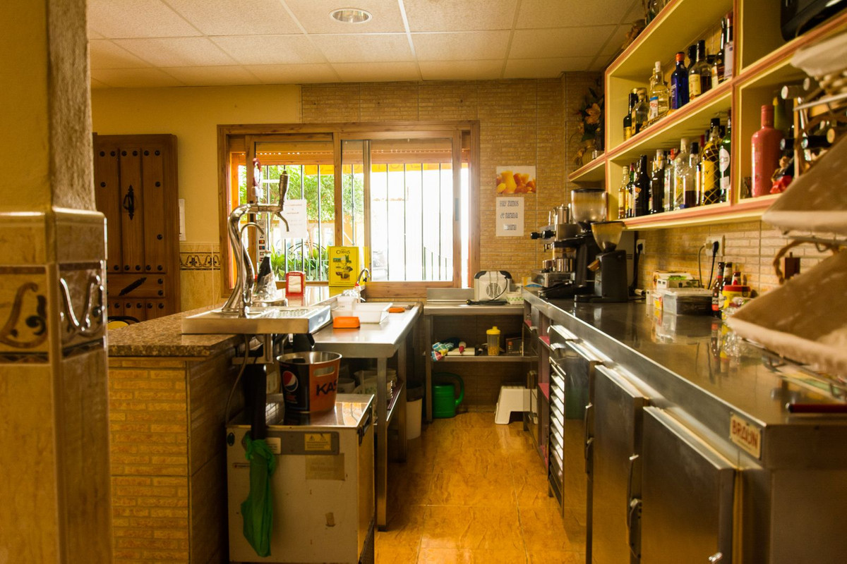 33 Bed Commercial unit for sale in Tolox Costa Del Sol, Málaga, Spain