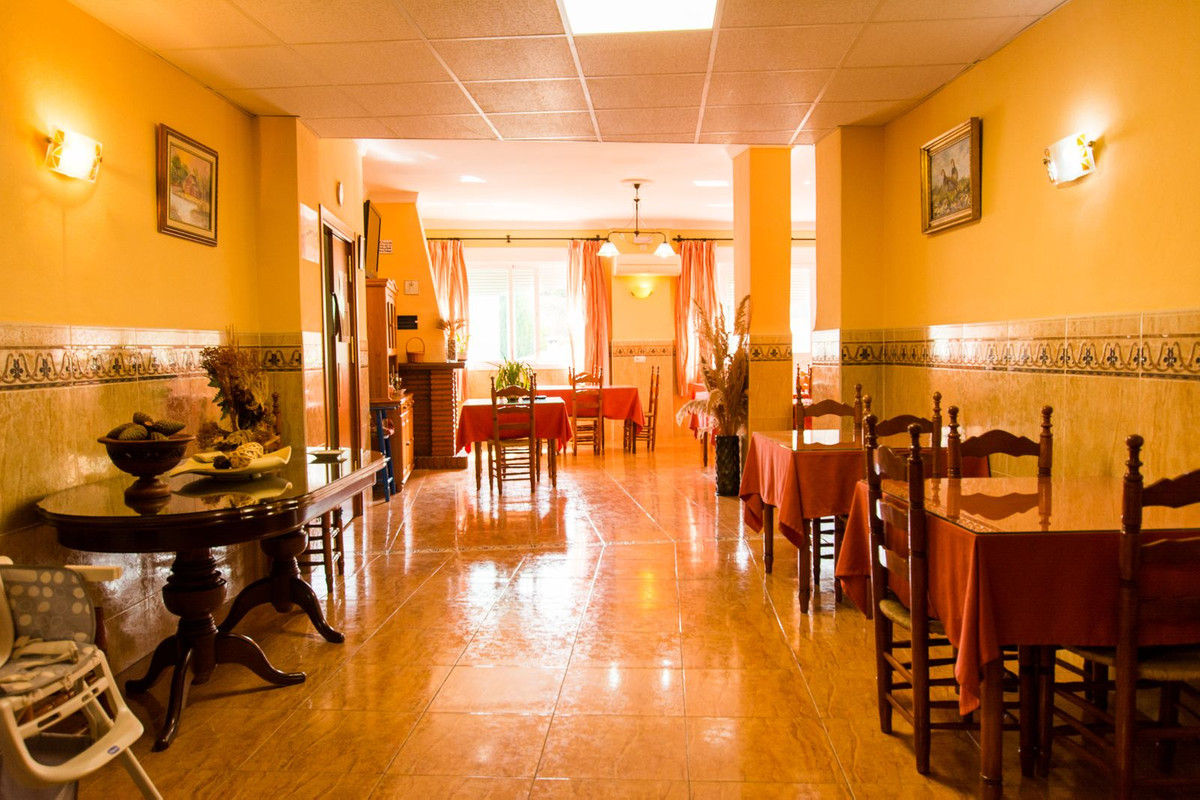 33 Bed Commercial unit for sale in Tolox Costa Del Sol, Málaga, Spain