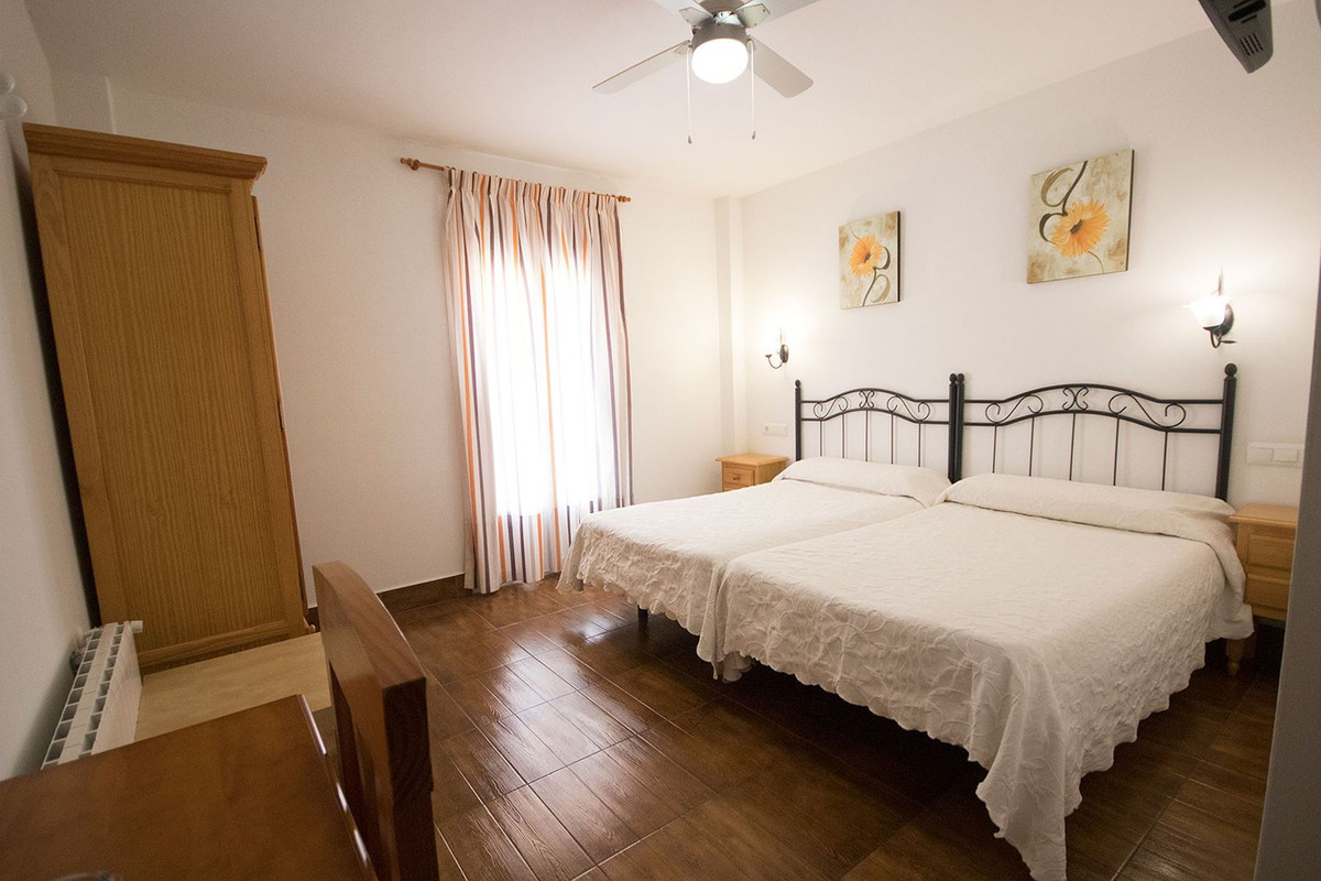 33 Bed Commercial unit for sale in Tolox Costa Del Sol, Málaga, Spain
