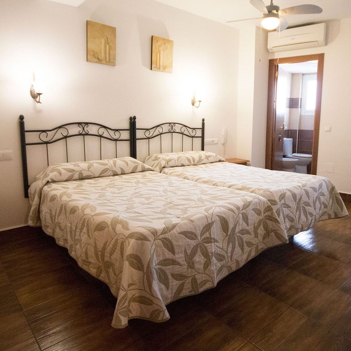 33 Bed Commercial unit for sale in Tolox Costa Del Sol, Málaga, Spain