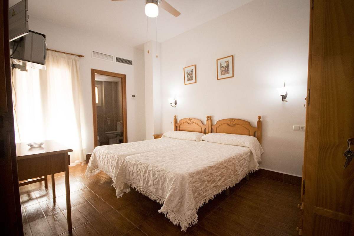 33 Bed Commercial unit for sale in Tolox Costa Del Sol, Málaga, Spain