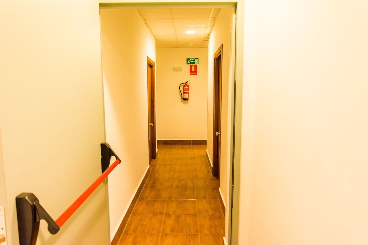 33 Bed Commercial unit for sale in Tolox Costa Del Sol, Málaga, Spain