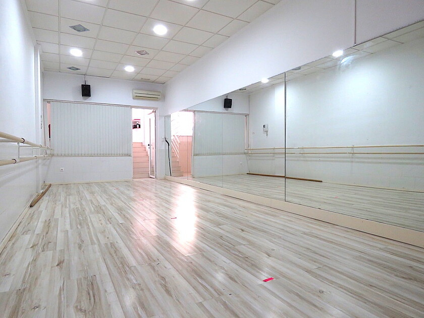 2 Bed Commercial unit for sale in Guardamar Del Segura Costa Blanca, Alicante, Spain