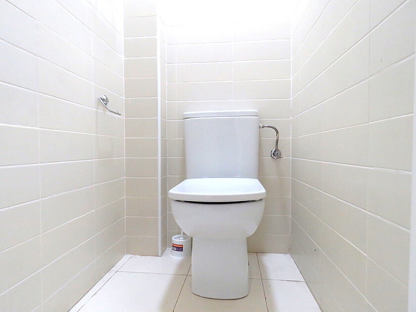 2 Bed Commercial unit for sale in Guardamar Del Segura Costa Blanca, Alicante, Spain