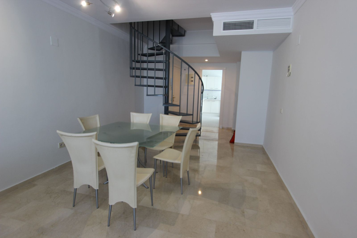 Se vende Ático de 4 dormitorios en Costa Del Sol, Málaga, España