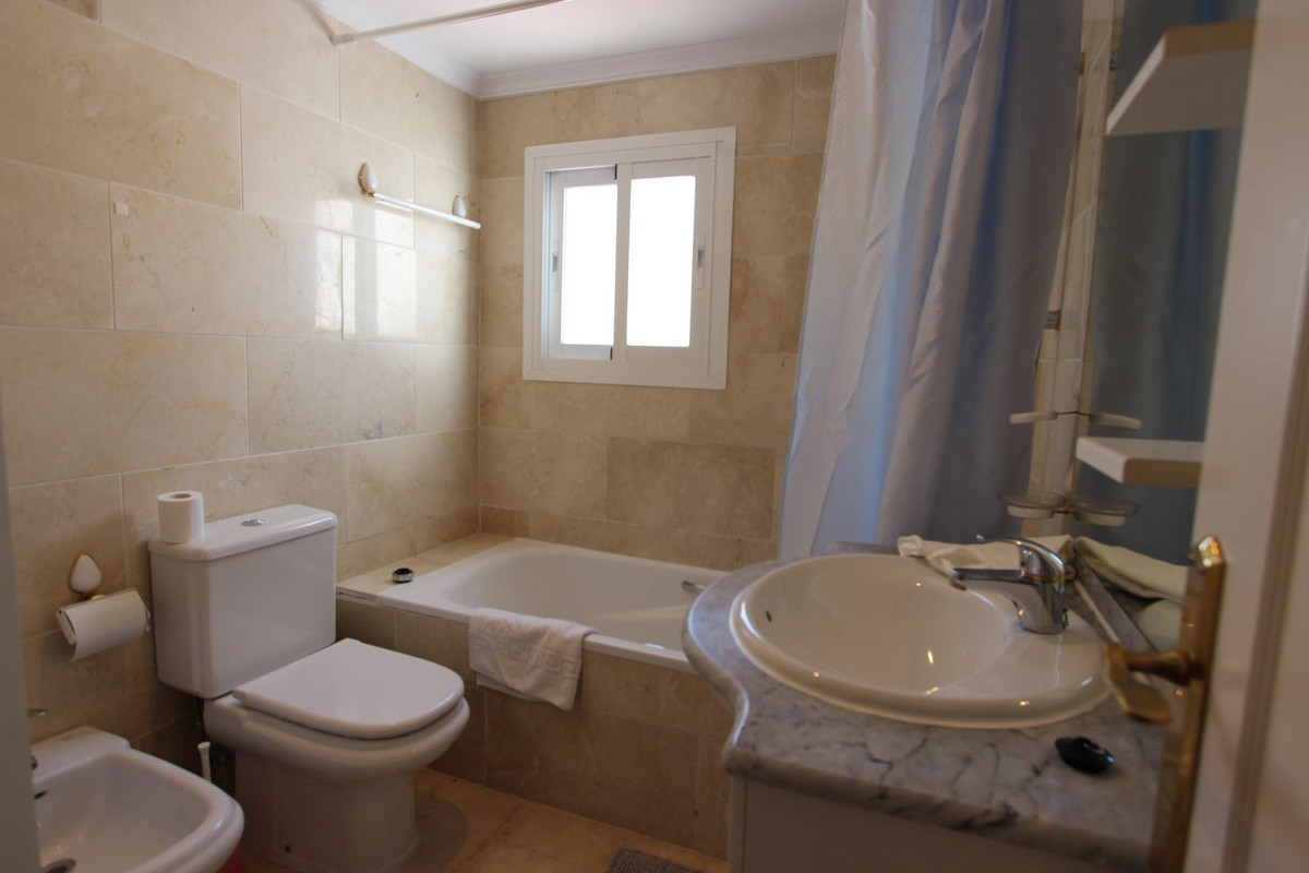 Se vende Ático de 4 dormitorios en Costa Del Sol, Málaga, España