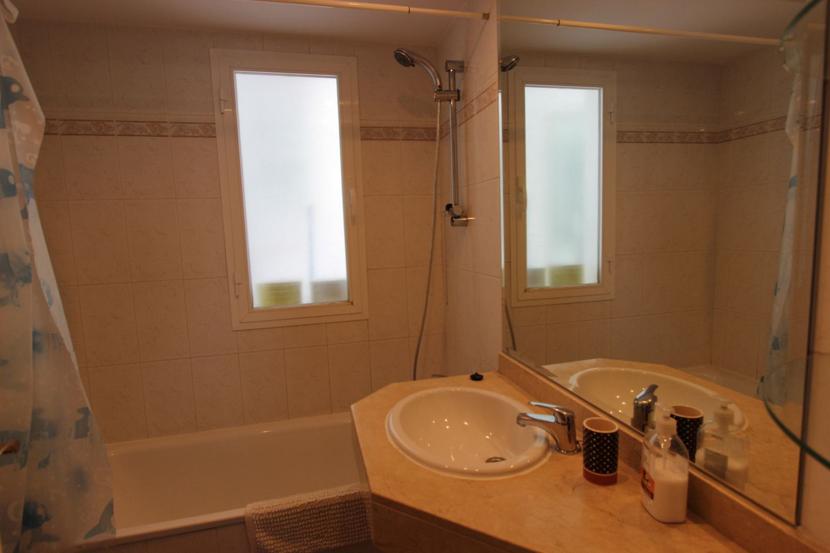 Se vende Ático de 4 dormitorios en Costa Del Sol, Málaga, España